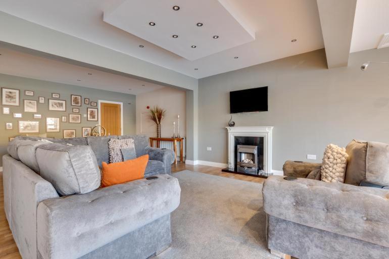Number 3 Pier Road Apartment Уитби Экстерьер фото